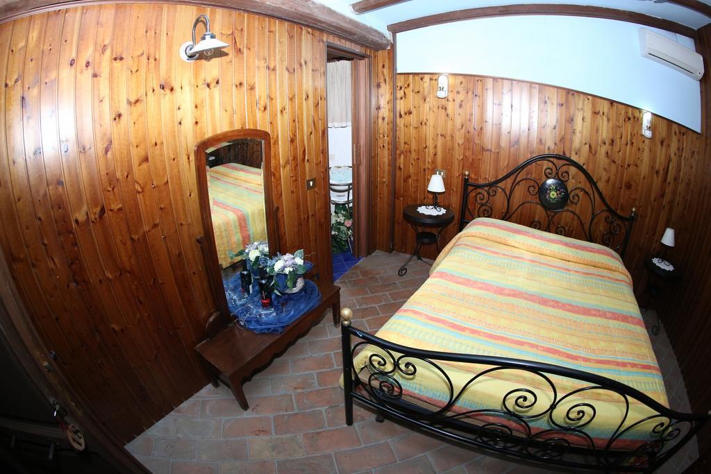 Agriturismo Monte Due Torri Genzano di Roma Eksteriør billede