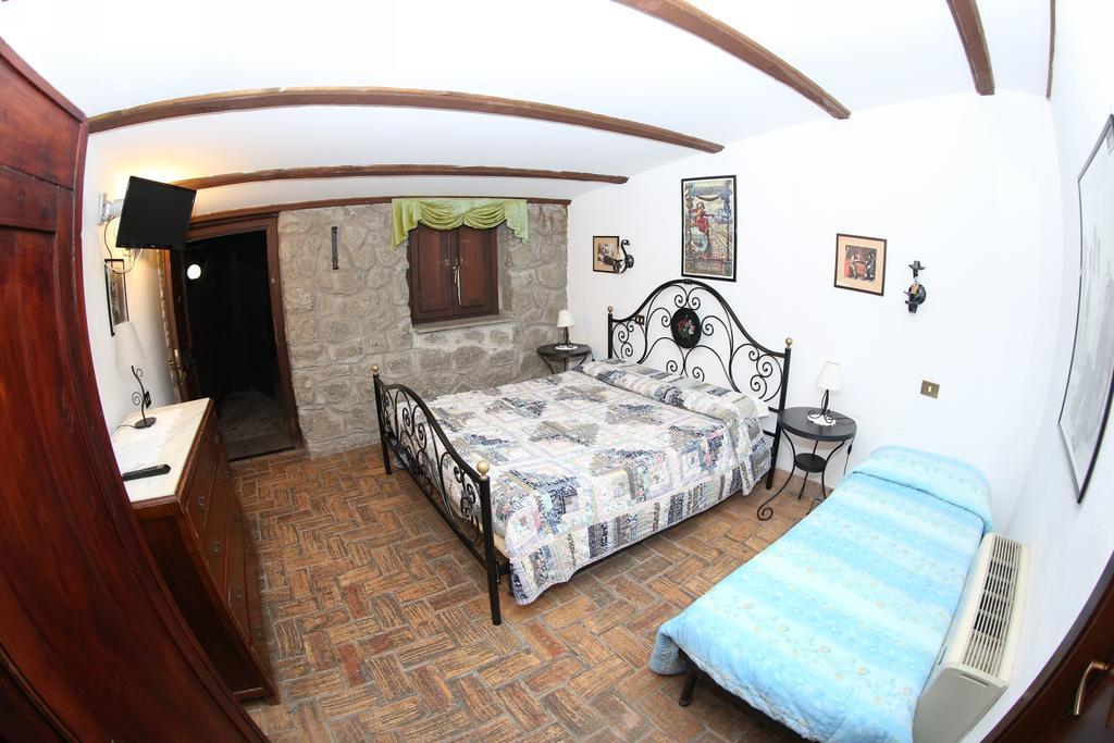 Agriturismo Monte Due Torri Genzano di Roma Eksteriør billede